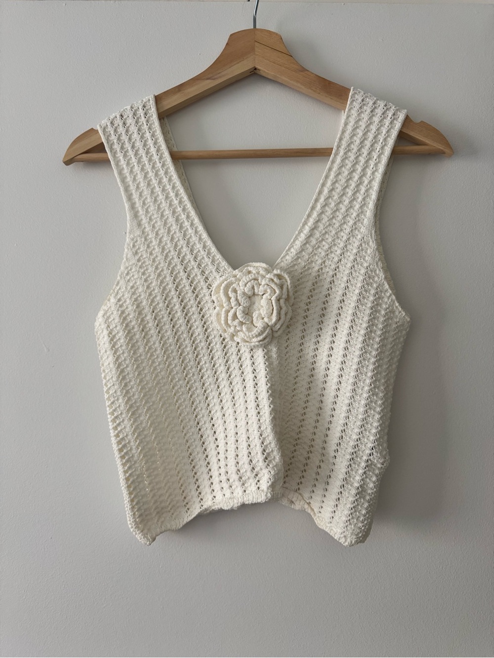 Massimo Dutti Crochet Top with Floral Appliqué Size S